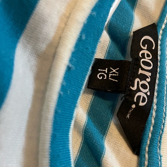 Green and White striped cap sleeve spring Shirt - Picture 4 of 6